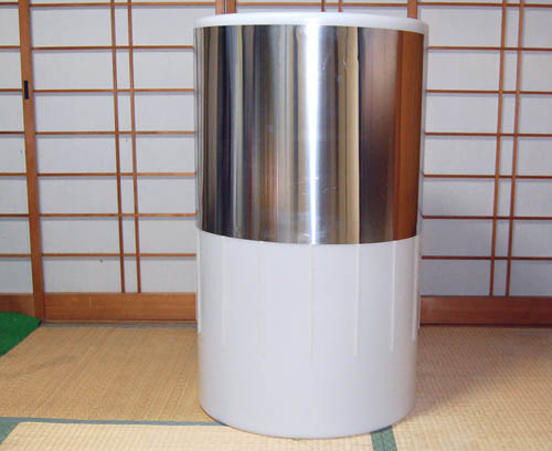 共振コイル用自在ブッシュの貼り付け